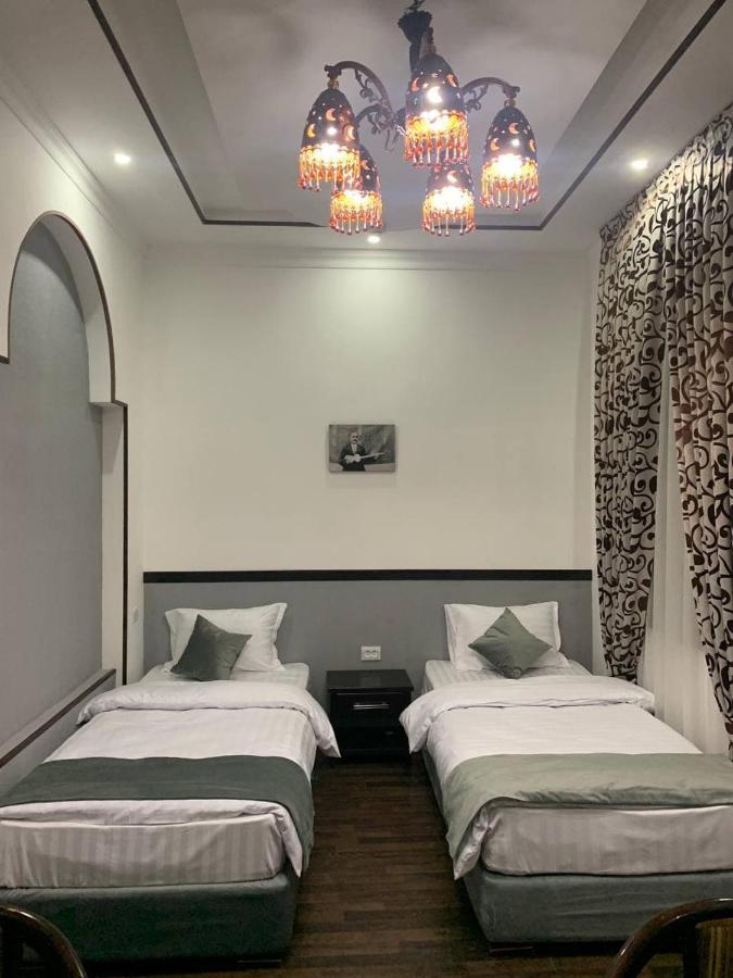Ikan Registon Hotel Samarkand Bagian luar foto
