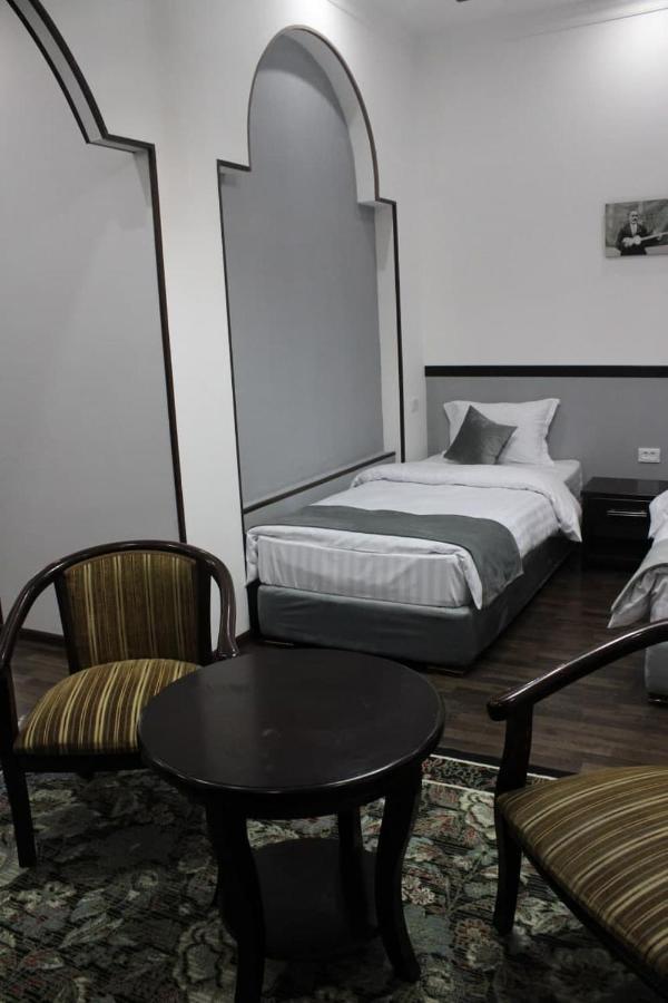 Ikan Registon Hotel Samarkand Bagian luar foto