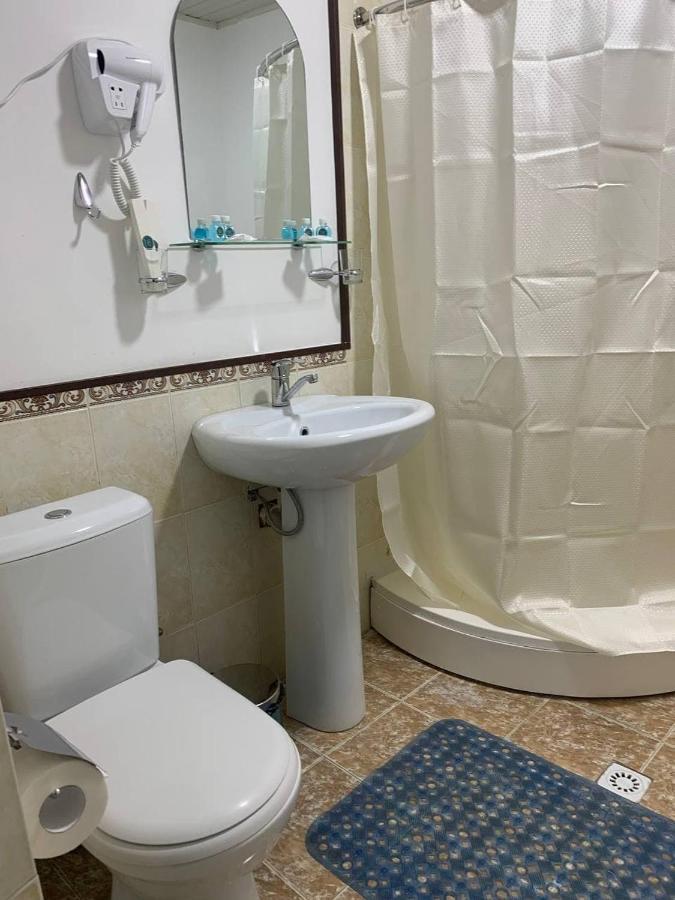Ikan Registon Hotel Samarkand Bagian luar foto