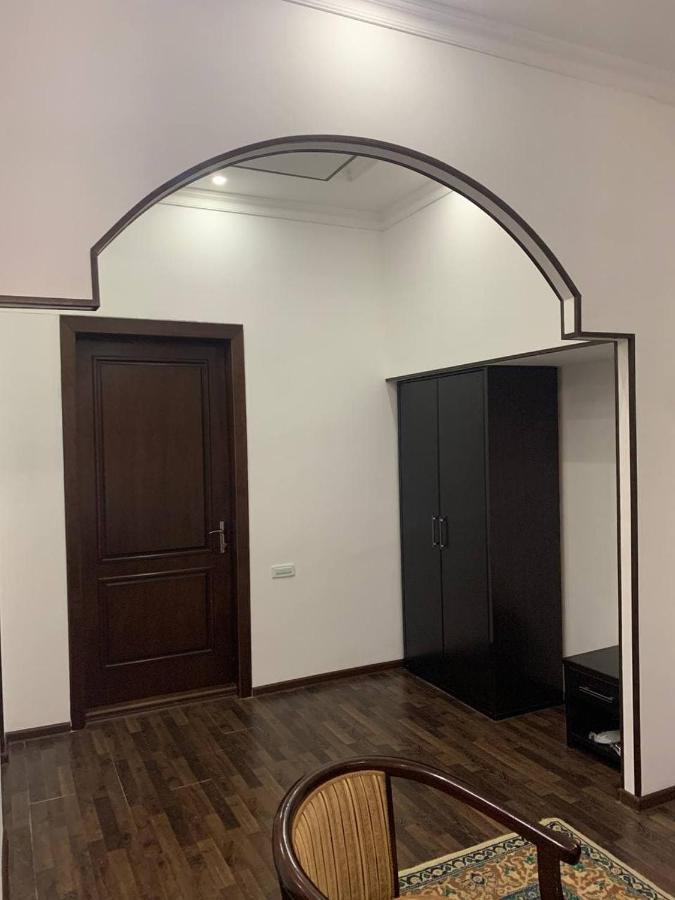 Ikan Registon Hotel Samarkand Bagian luar foto