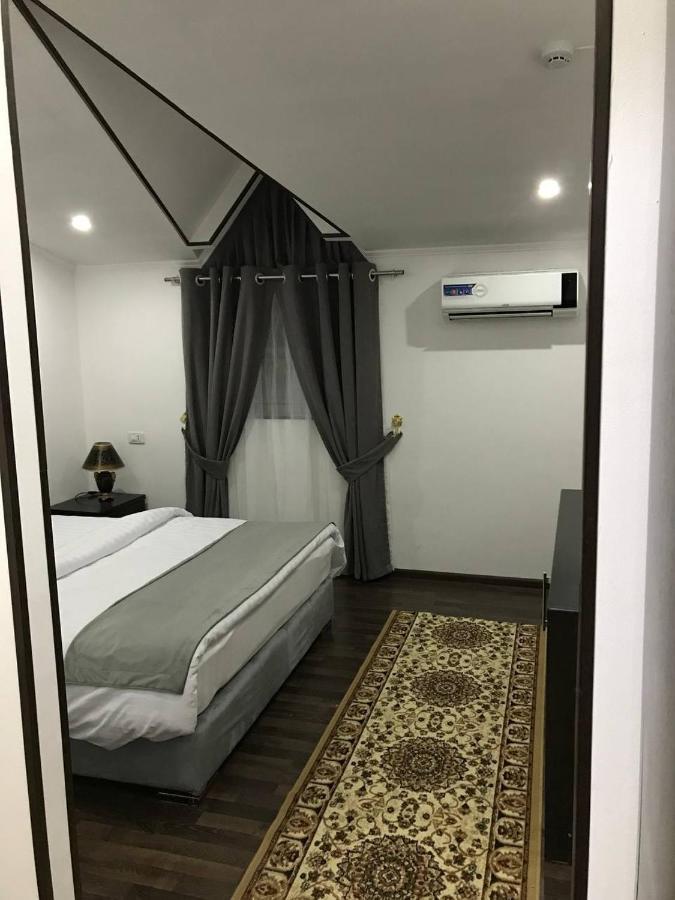 Ikan Registon Hotel Samarkand Bagian luar foto