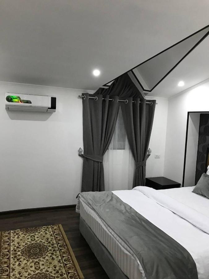 Ikan Registon Hotel Samarkand Bagian luar foto